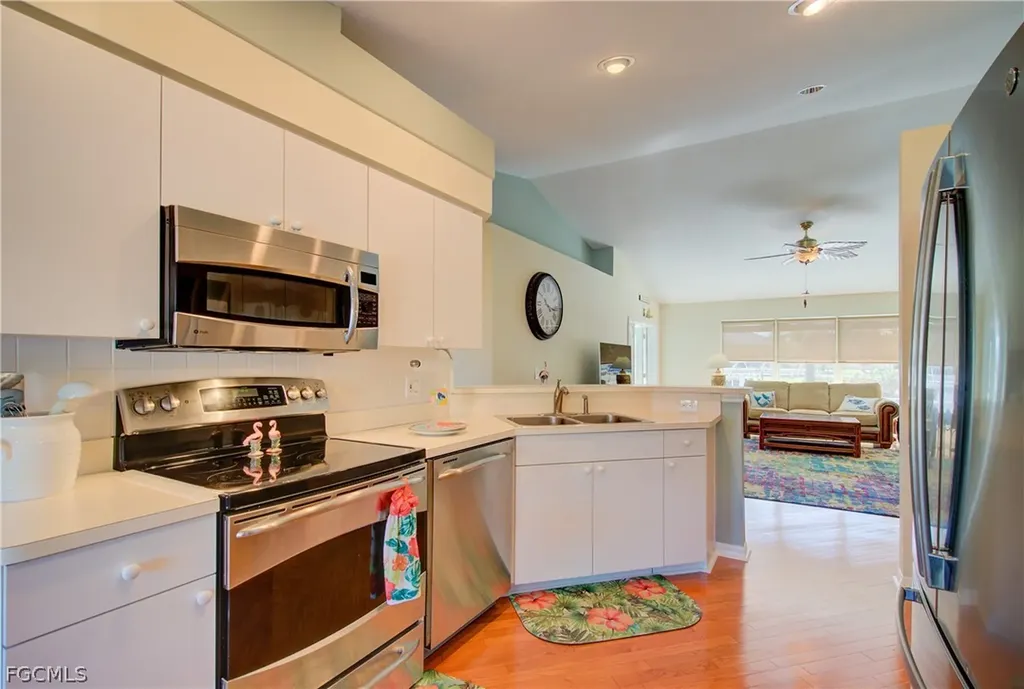 2550 SW 30th Street Cape Coral FL 33914