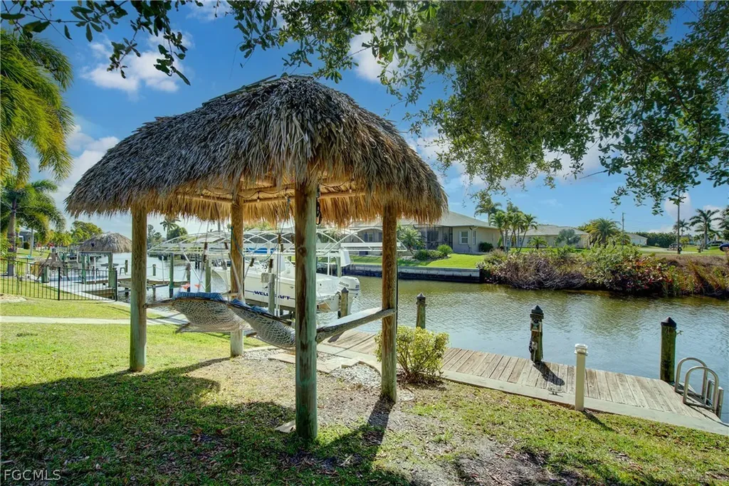 2550 SW 30th Street Cape Coral FL 33914