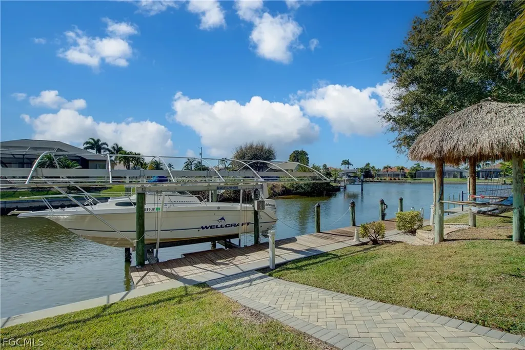 2550 SW 30th Street Cape Coral FL 33914