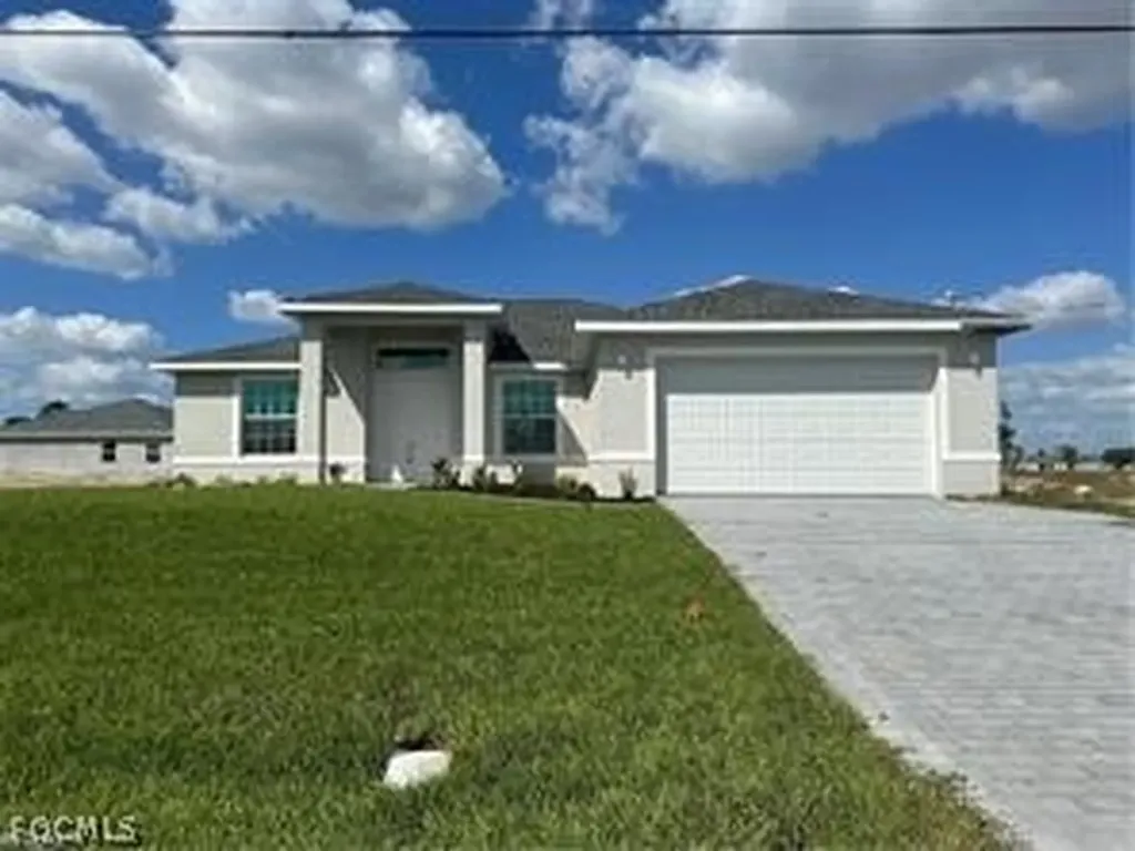2118 NE 35th Lane Cape Coral FL 33909