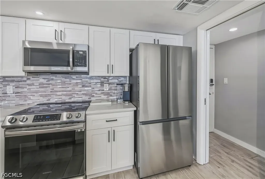 1900 Clifford Street Fort Myers FL 33901