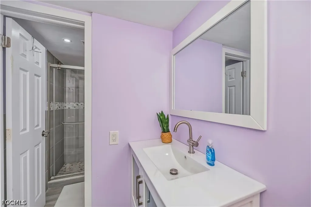 1900 Clifford Street Fort Myers FL 33901