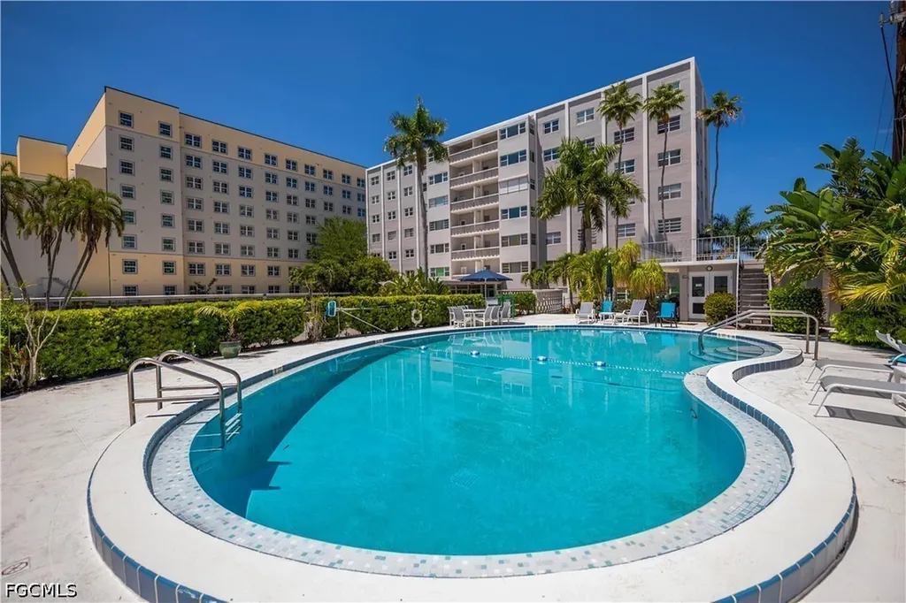 1900 Clifford Street Fort Myers FL 33901