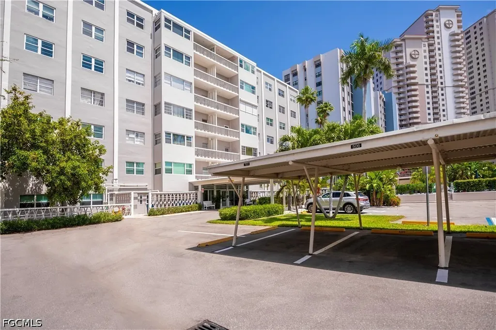1900 Clifford Street Fort Myers FL 33901