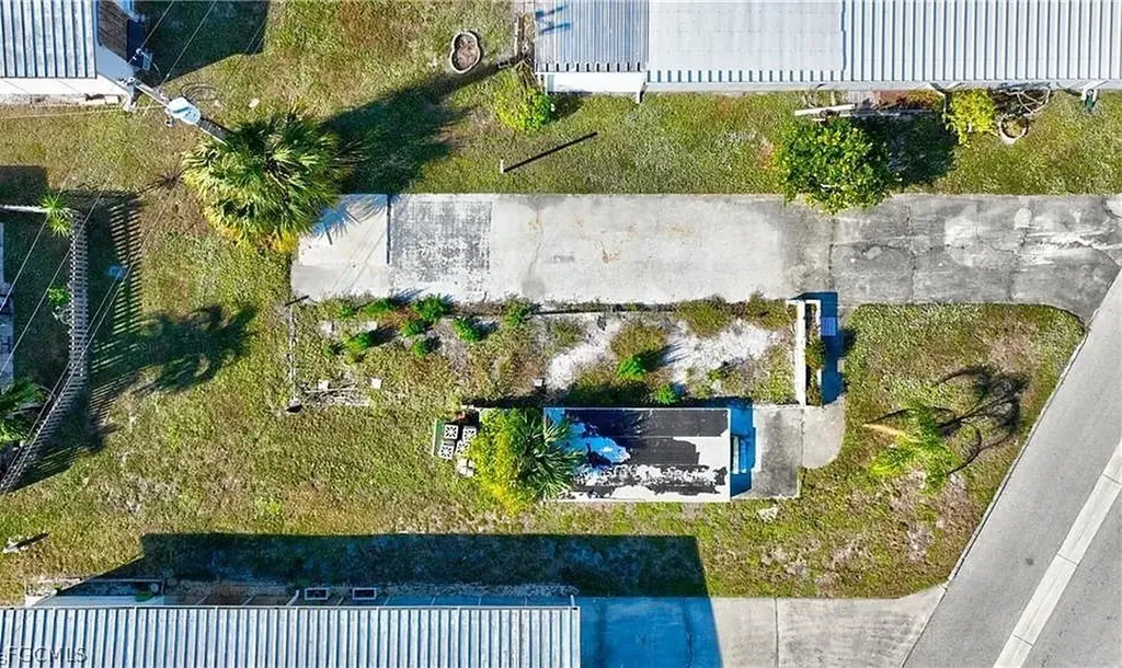 216 Captains Walk North Fort Myers FL 33917