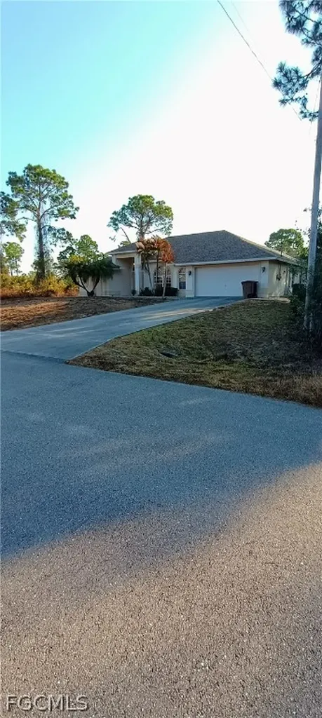 739 Ontario Avenue S Lehigh Acres FL 33974