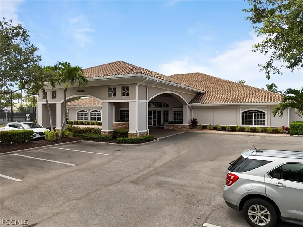 7685 Bay Lake Drive Fort Myers FL 33907