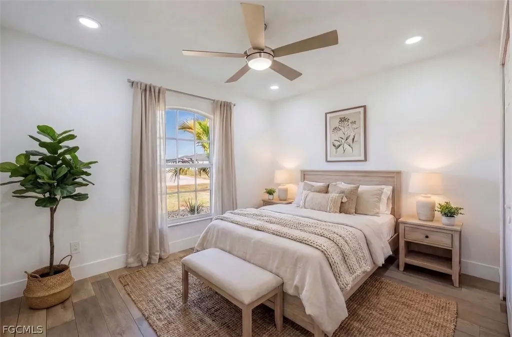 2718 NW 5th Street Cape Coral FL 33993
