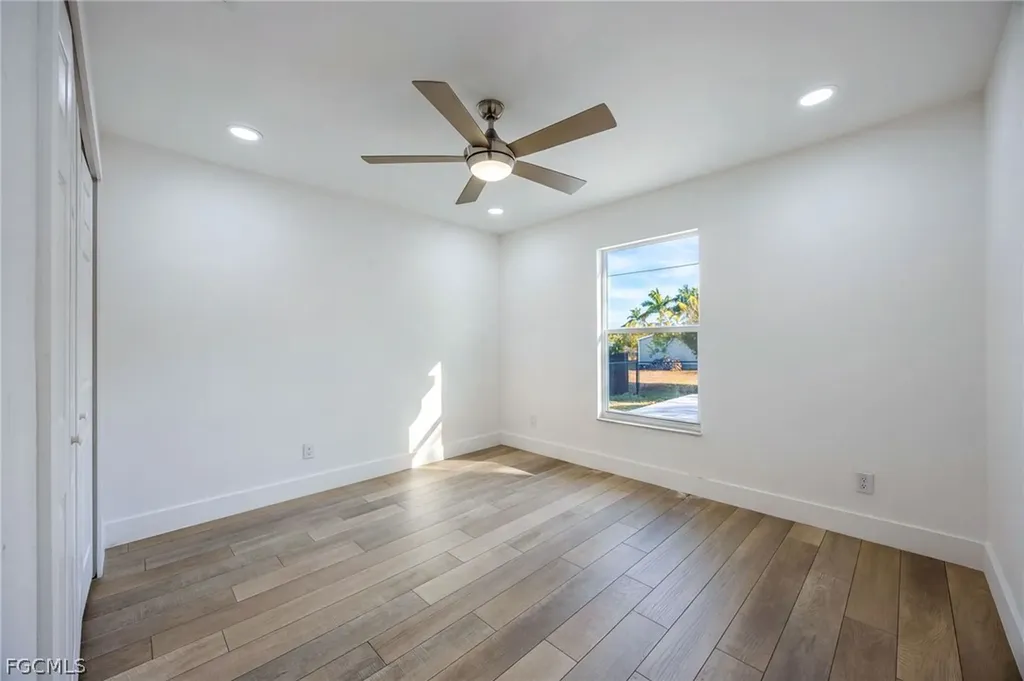 2718 NW 5th Street Cape Coral FL 33993