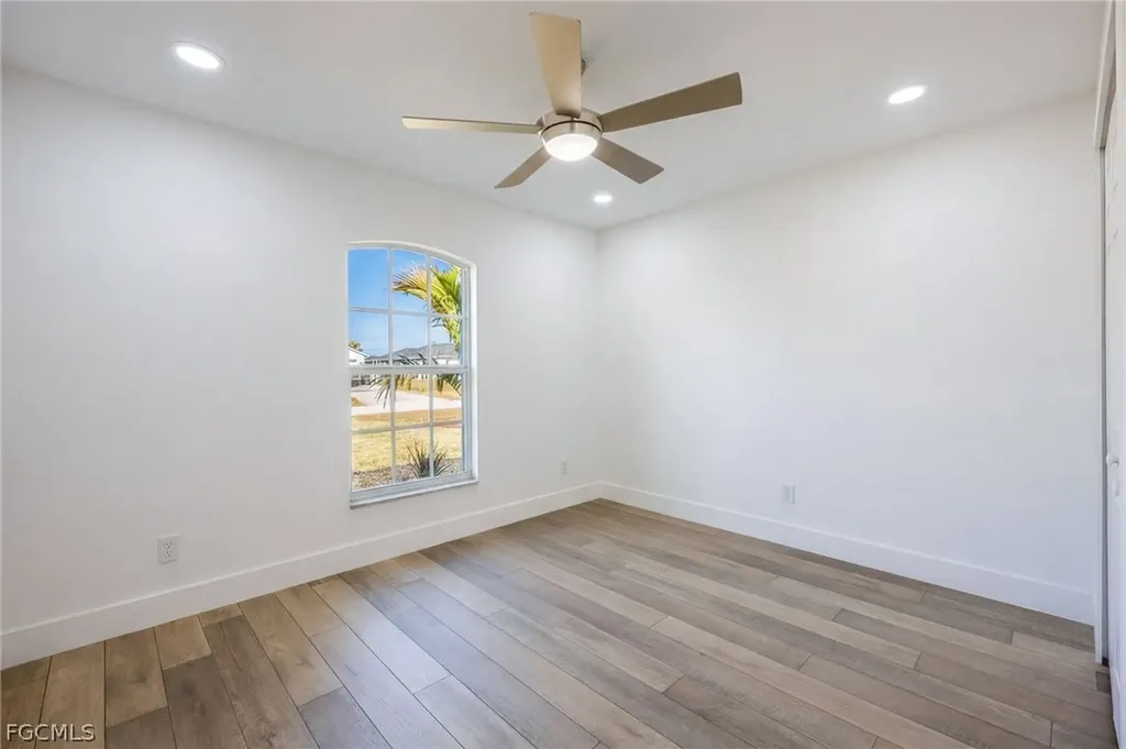 2718 NW 5th Street Cape Coral FL 33993