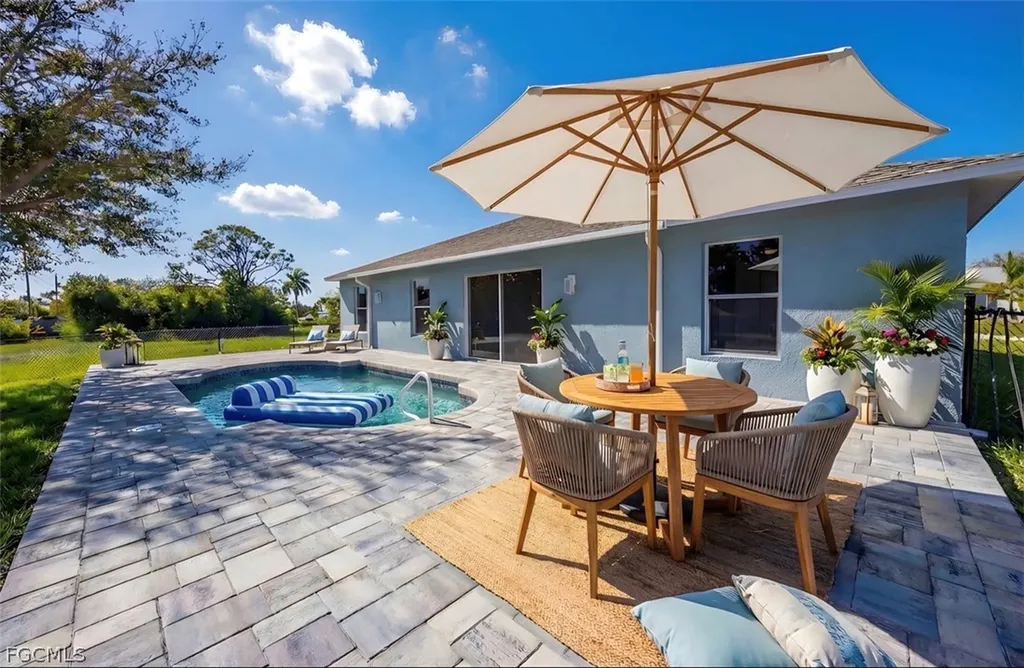2718 NW 5th Street Cape Coral FL 33993