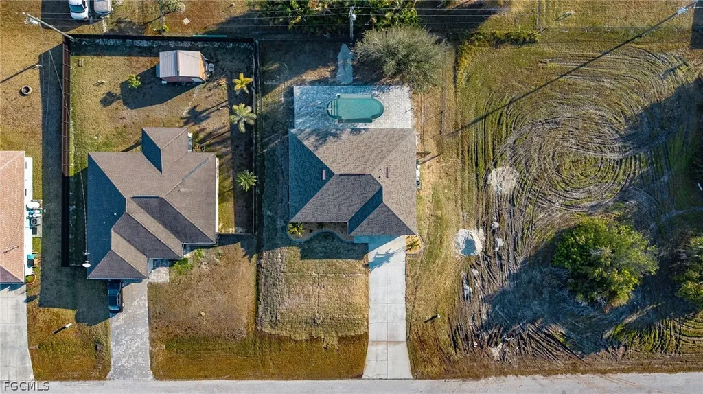 2718 NW 5th Street Cape Coral FL 33993