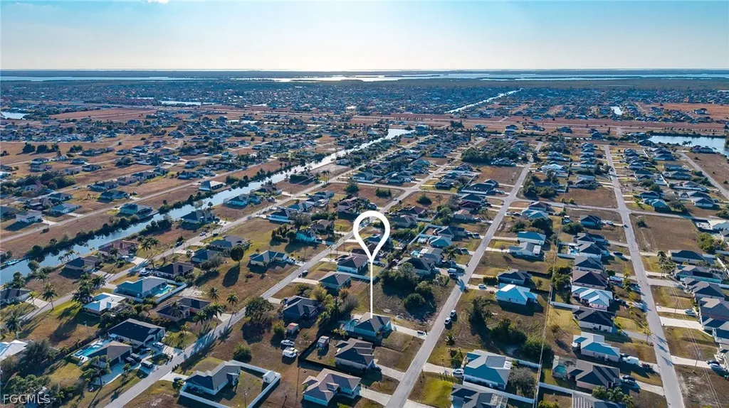 2718 NW 5th Street Cape Coral FL 33993