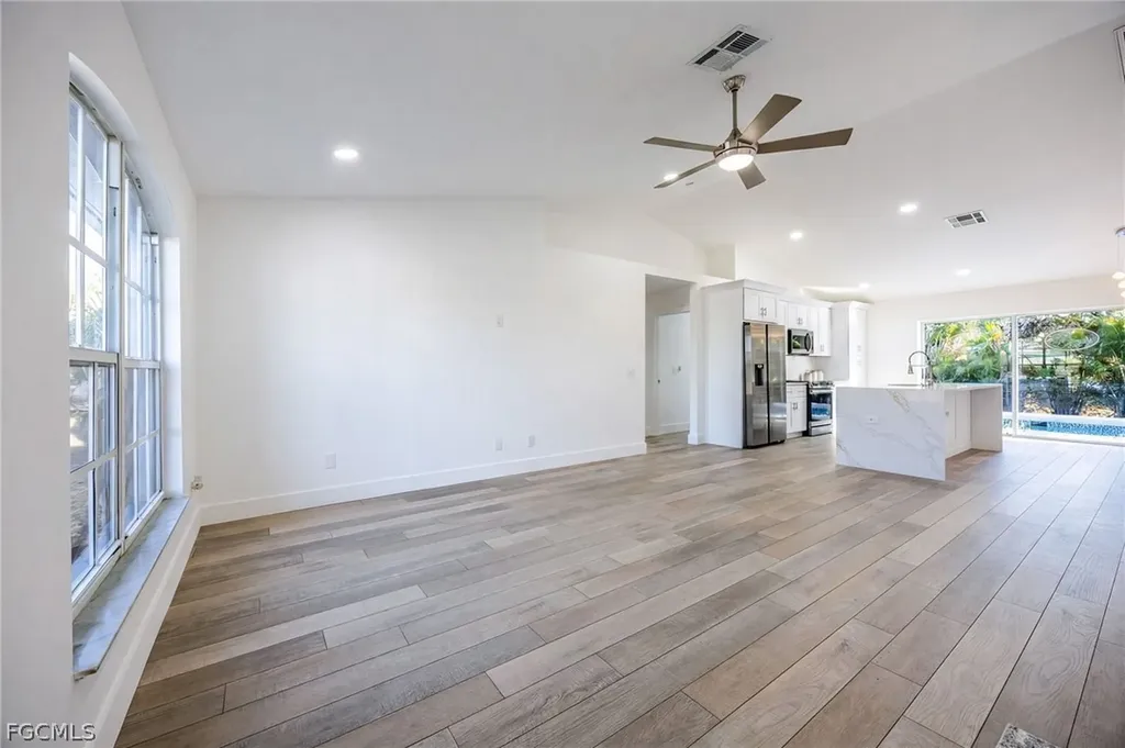 2718 NW 5th Street Cape Coral FL 33993