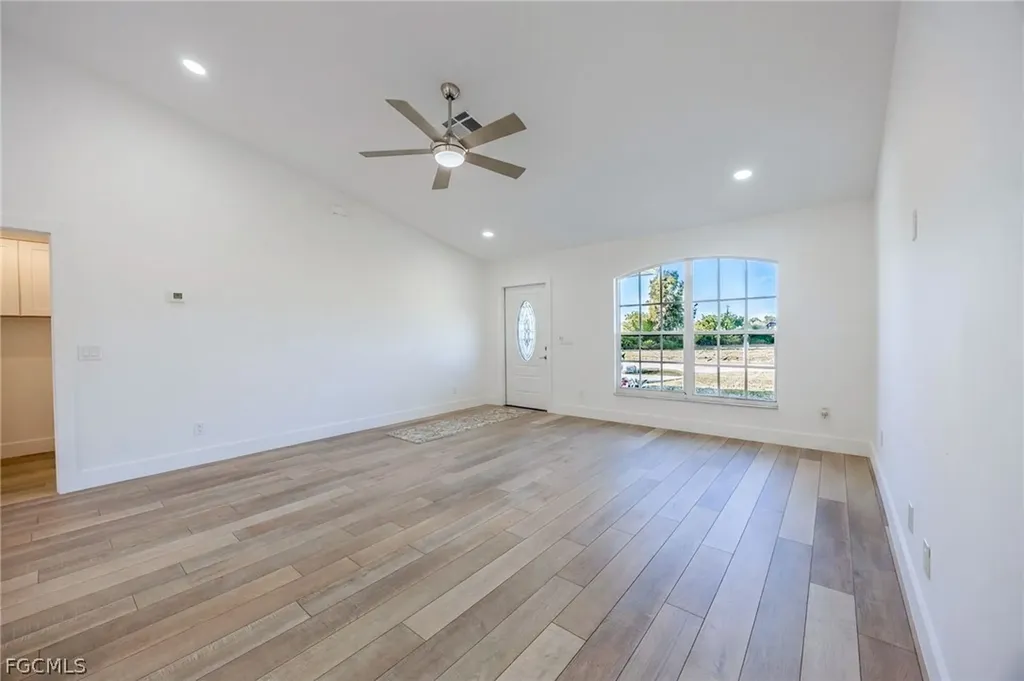 2718 NW 5th Street Cape Coral FL 33993