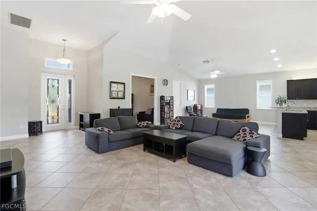 5816 Elizabeth Ann Way Fort Myers FL 33912