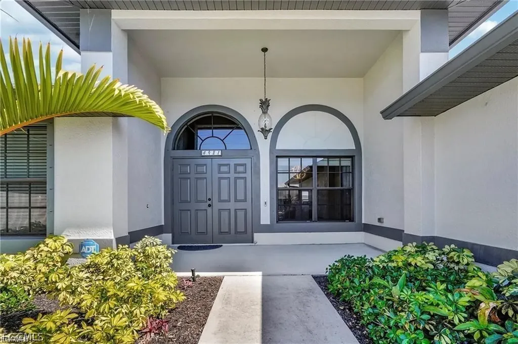4921 Sorrento Court Cape Coral FL 33904