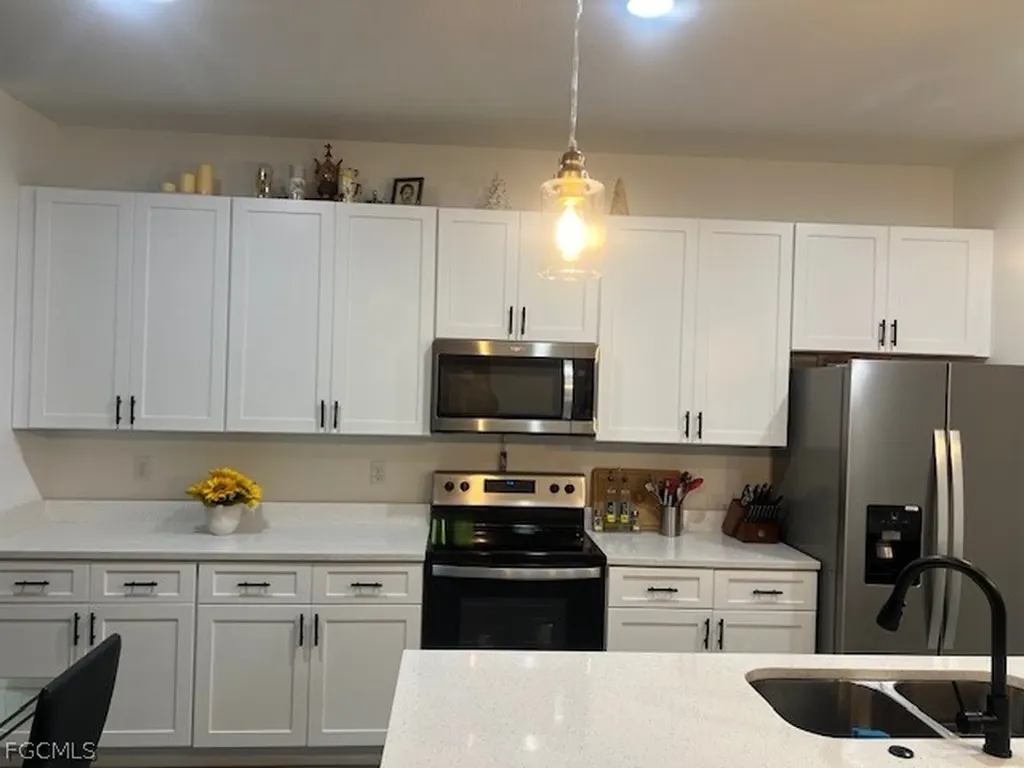 1604 NW 7th Avenue Cape Coral FL 33993