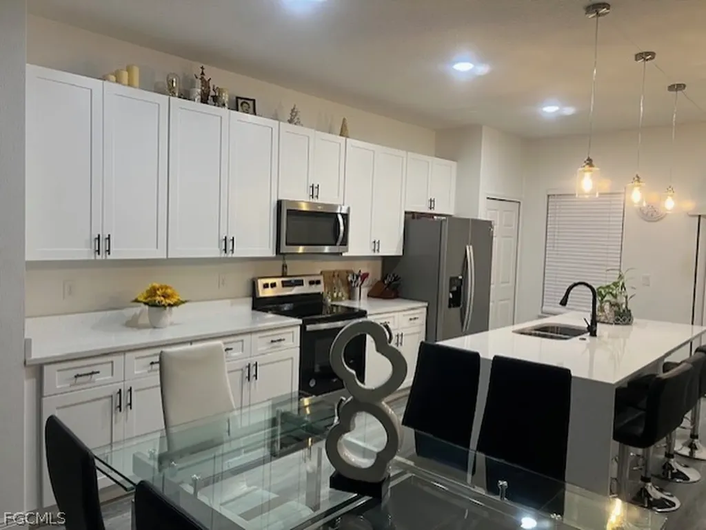 1604 NW 7th Avenue Cape Coral FL 33993