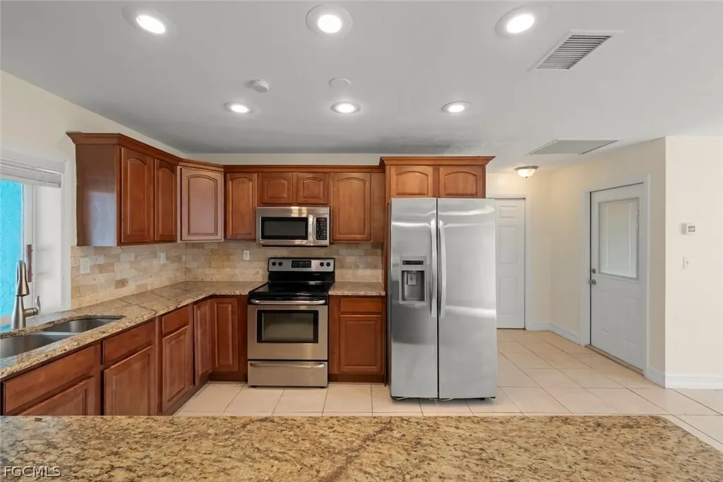 14026 Barcelona Avenue Fort Myers FL 33905