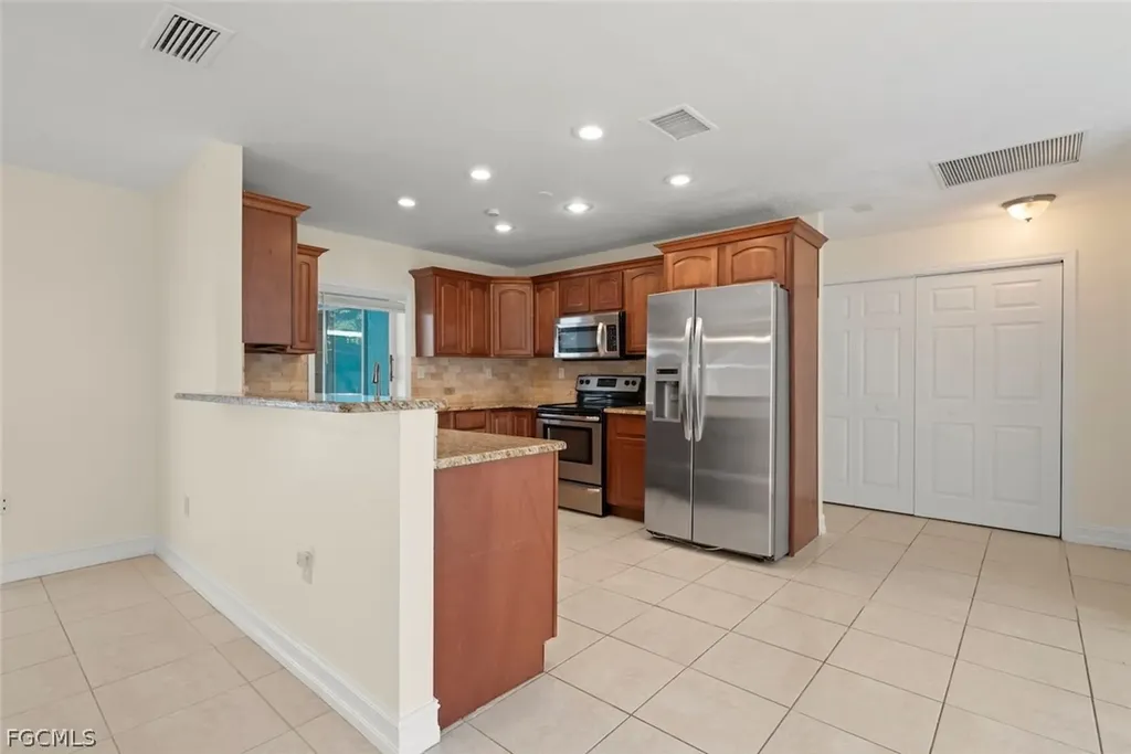 14026 Barcelona Avenue Fort Myers FL 33905
