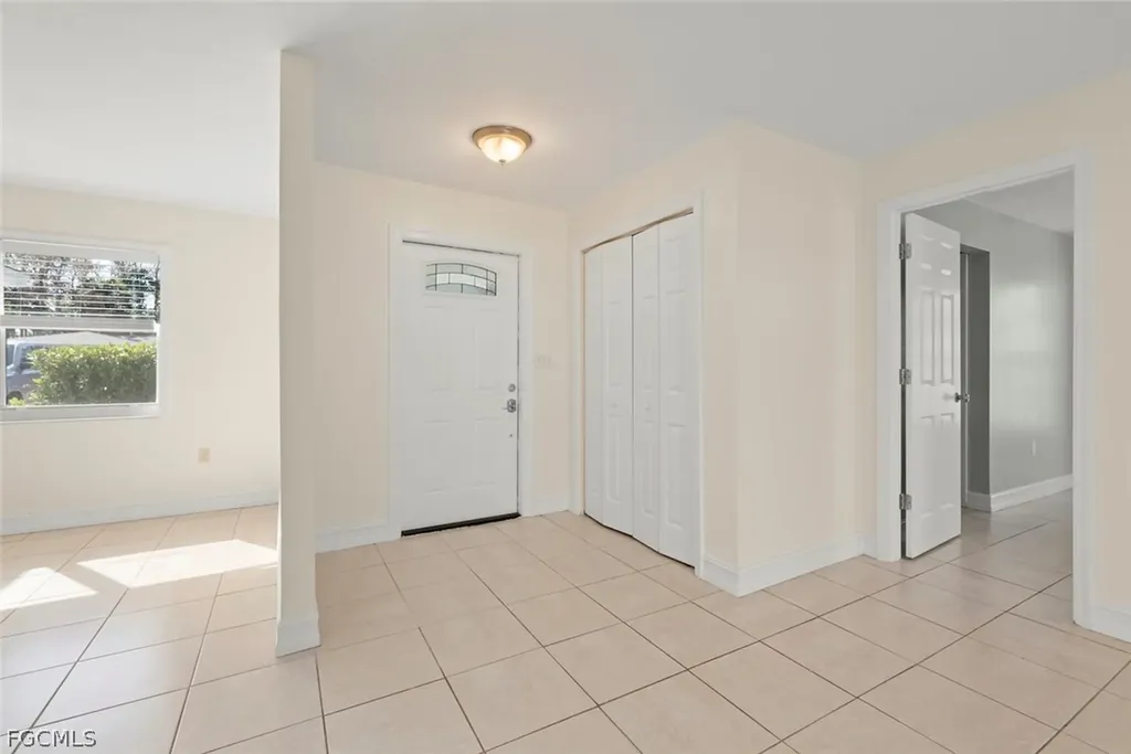 14026 Barcelona Avenue Fort Myers FL 33905