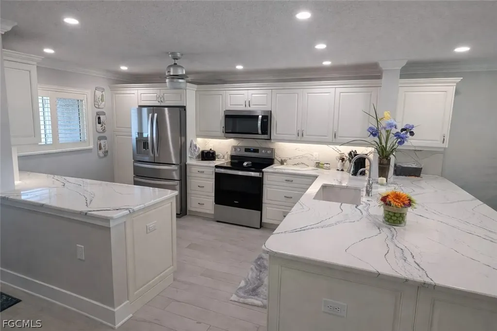 4309 Mariner Way Fort Myers FL 33919