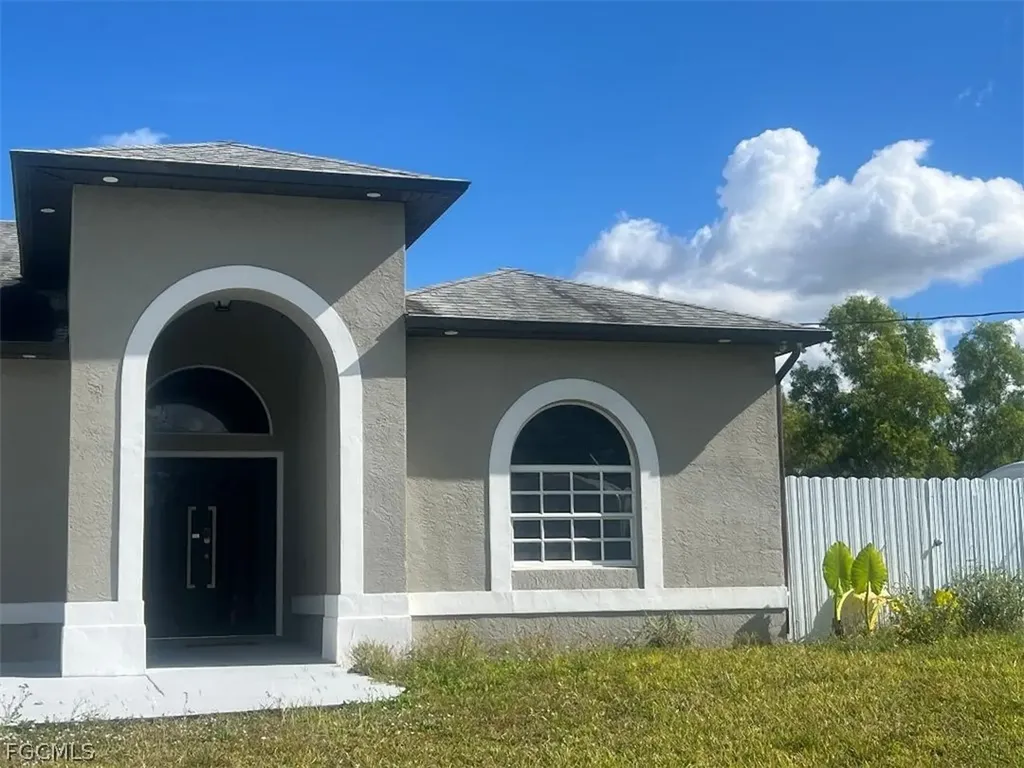 725 Castlestone Avenue S Lehigh Acres FL 33974