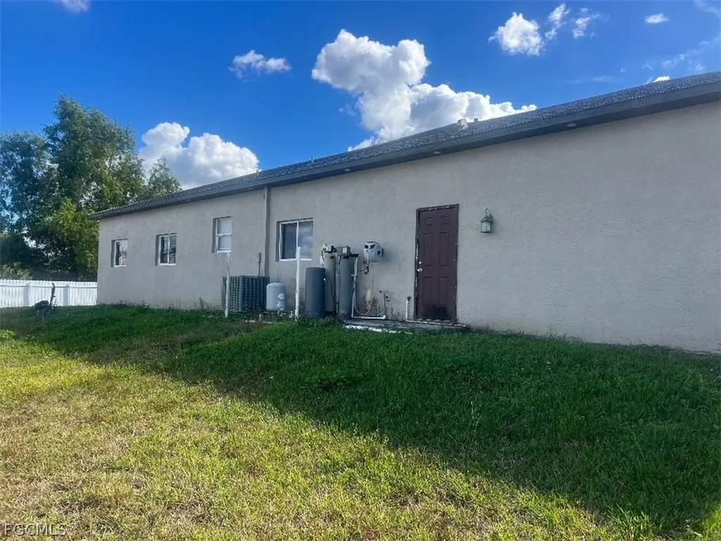 725 Castlestone Avenue S Lehigh Acres FL 33974