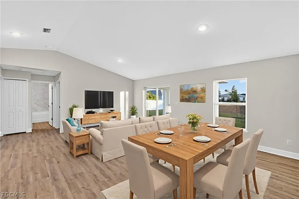 2817 NW 20th Avenue Cape Coral FL 33993