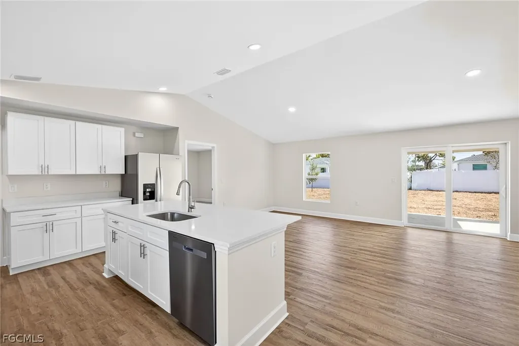 2817 NW 20th Avenue Cape Coral FL 33993