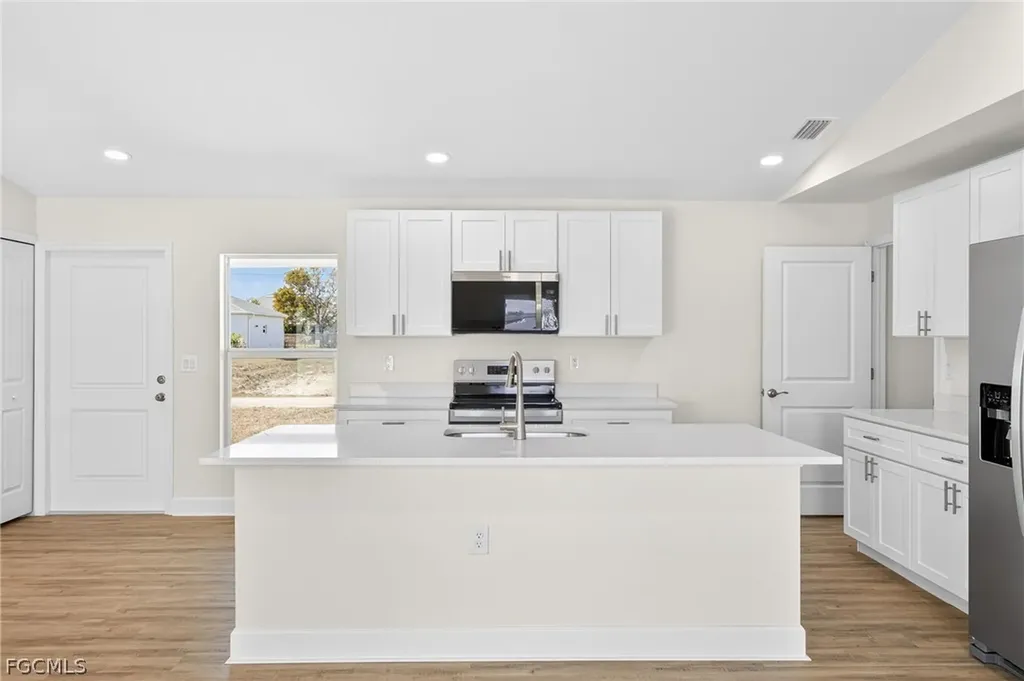 2817 NW 20th Avenue Cape Coral FL 33993