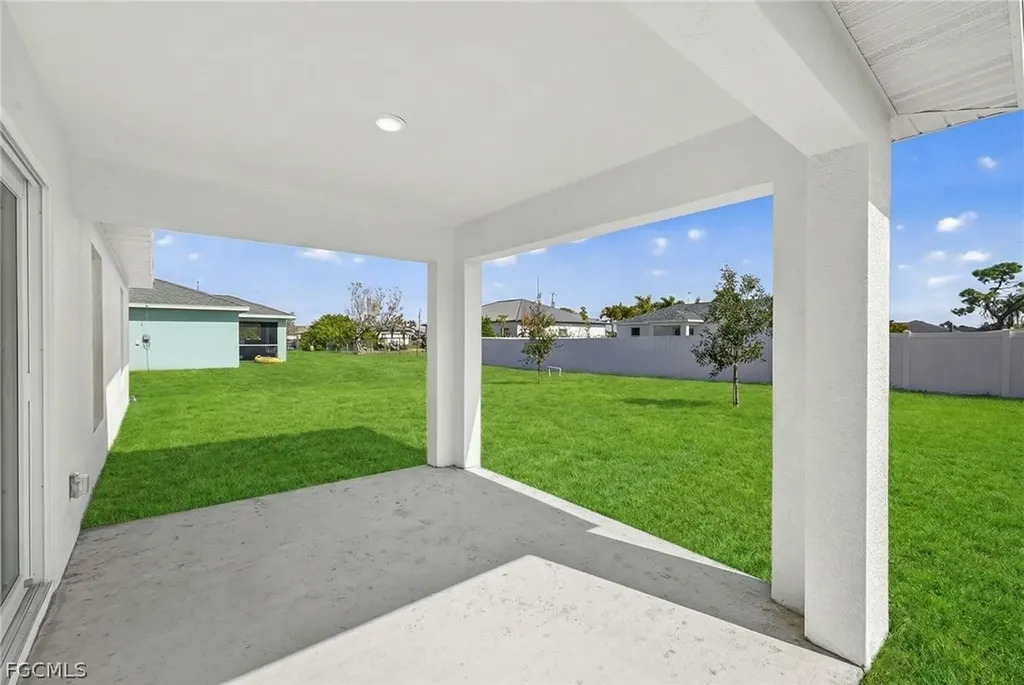 2817 NW 20th Avenue Cape Coral FL 33993