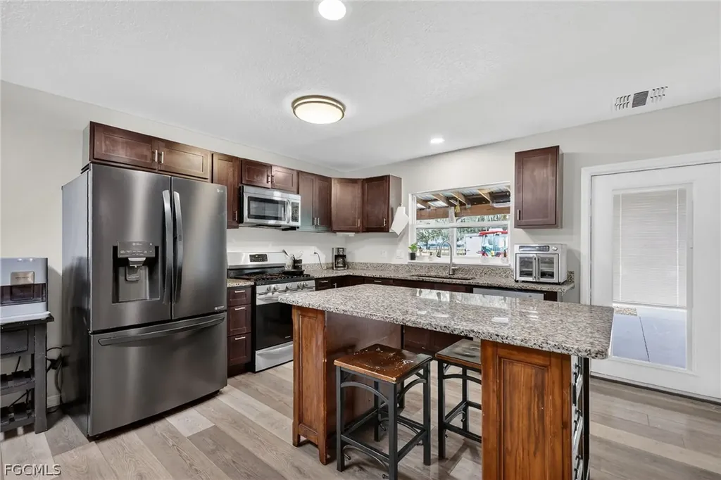 4533 SW 37th Terrace Bushnell FL 33513