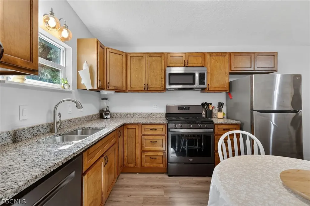 4533 SW 37th Terrace Bushnell FL 33513