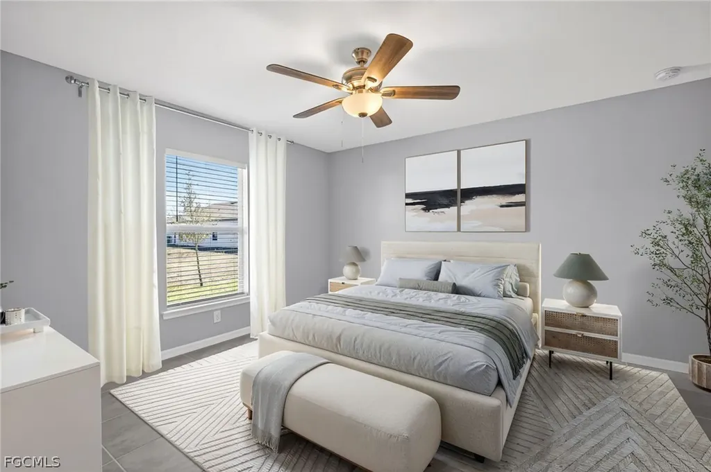 2925 NE 4th Place Cape Coral FL 33909