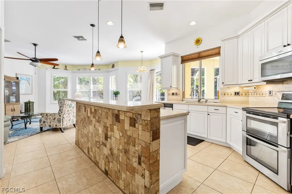 12426 Pebble Stone Court Fort Myers FL 33913