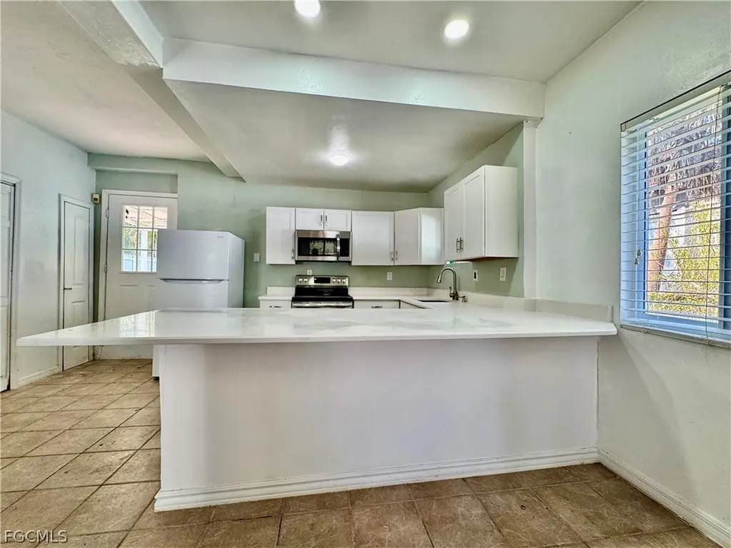 7123 Shannon Boulevard Fort Myers FL 33908