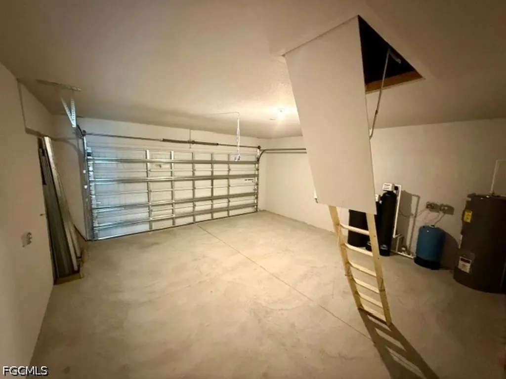 3908 NW 34th Avenue Cape Coral FL 33993