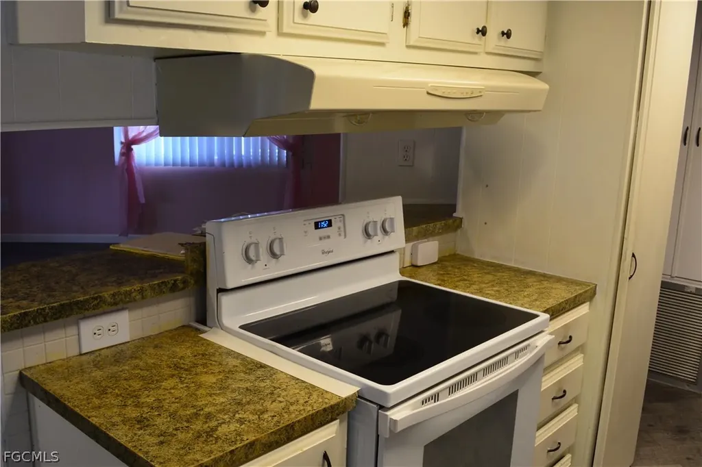 3343 Rainbow Lane North Fort Myers FL 33903