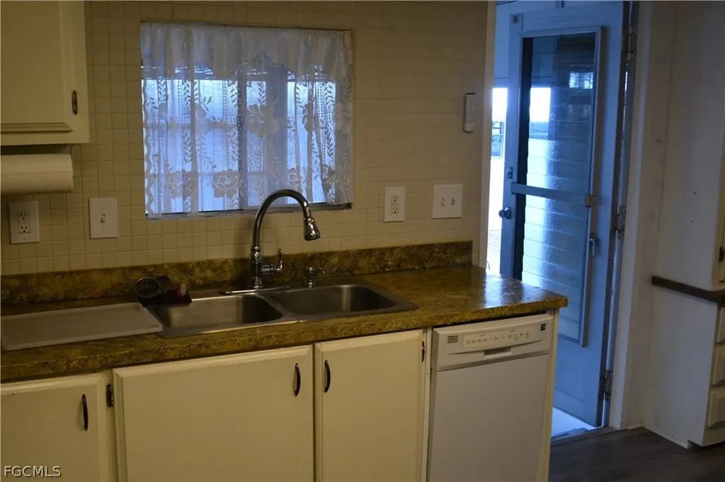 3343 Rainbow Lane North Fort Myers FL 33903