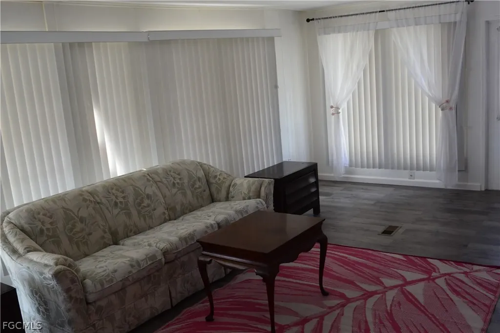 3343 Rainbow Lane North Fort Myers FL 33903