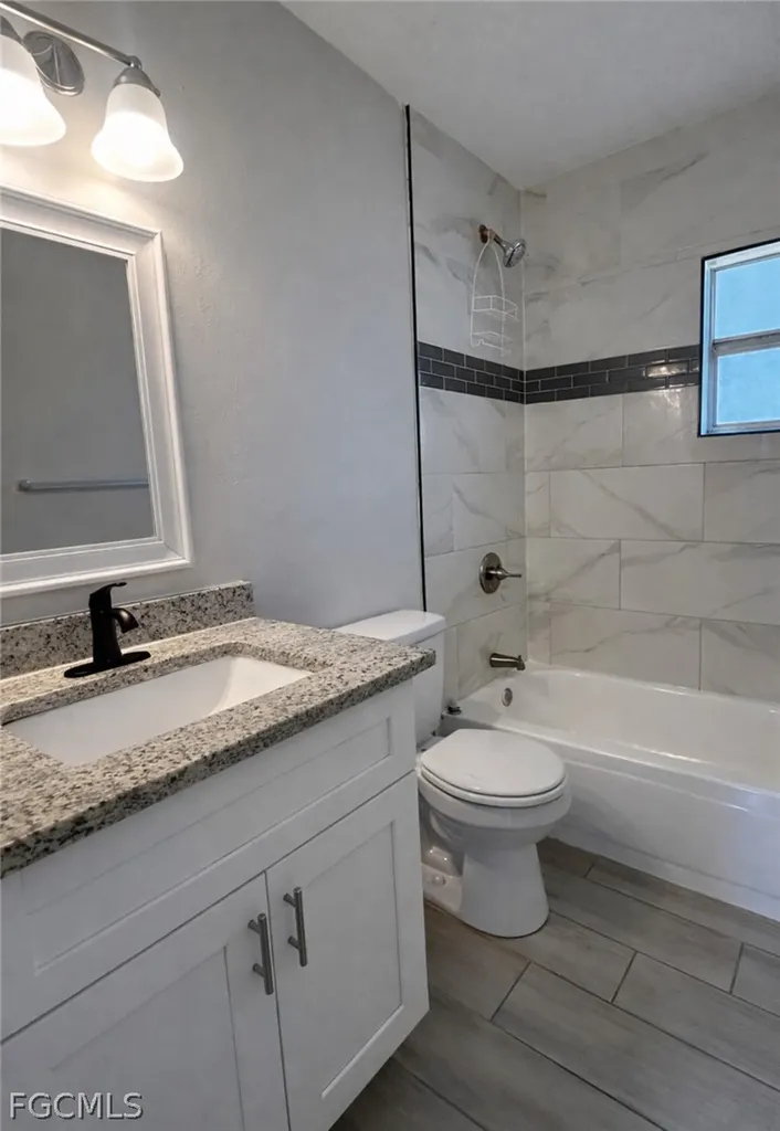 12274 1st Street Fort Myers FL 33905