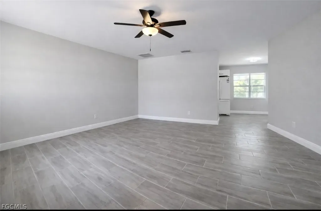 12274 1st Street Fort Myers FL 33905