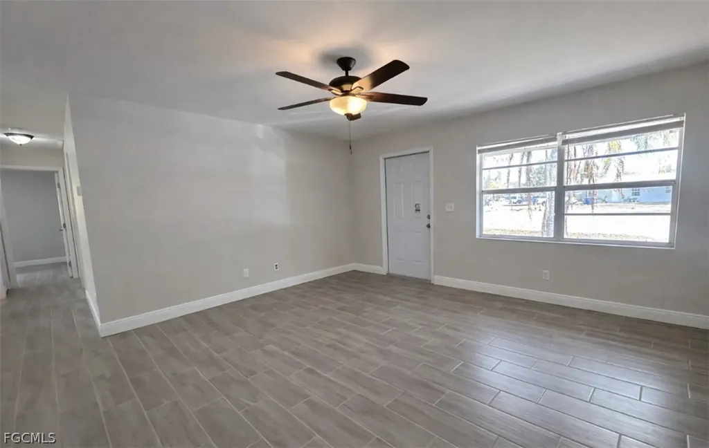 12274 1st Street Fort Myers FL 33905