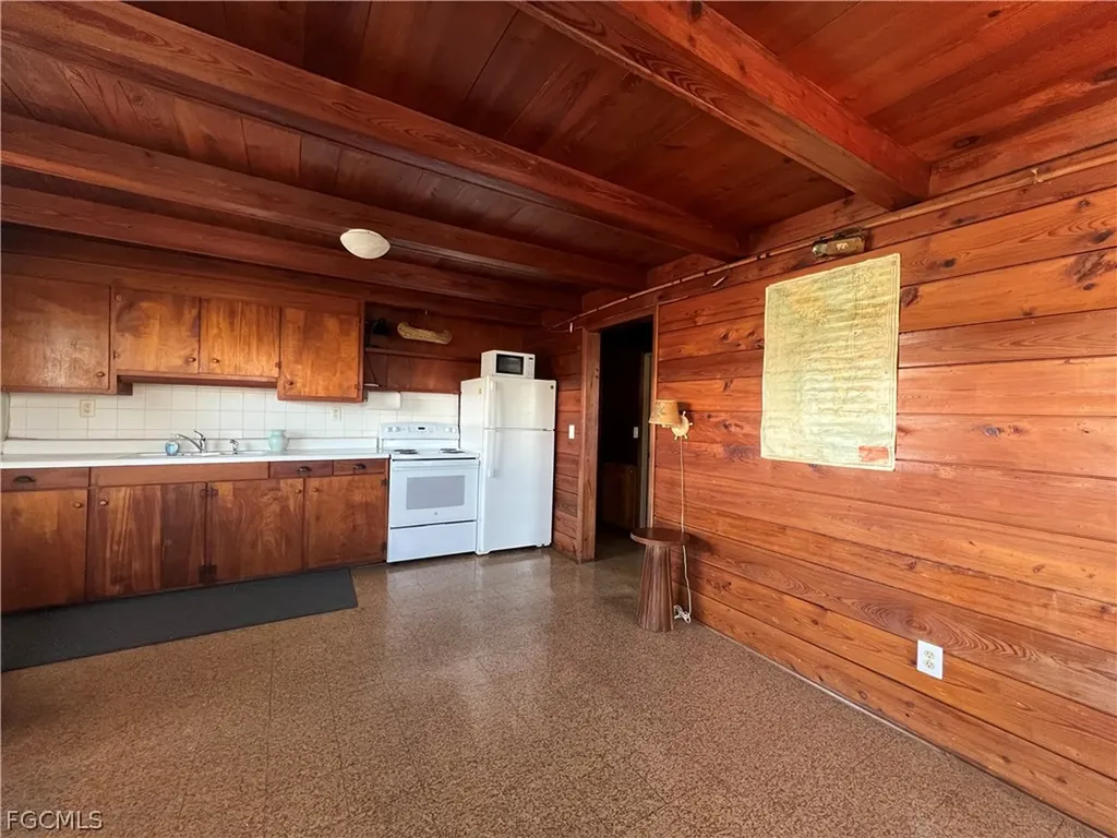 2650 Coco Plum Drive Matlacha FL 33993