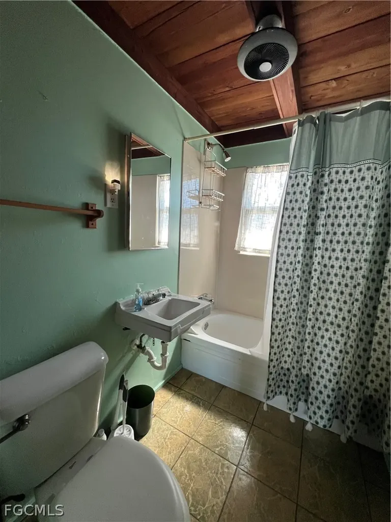 2650 Coco Plum Drive Matlacha FL 33993