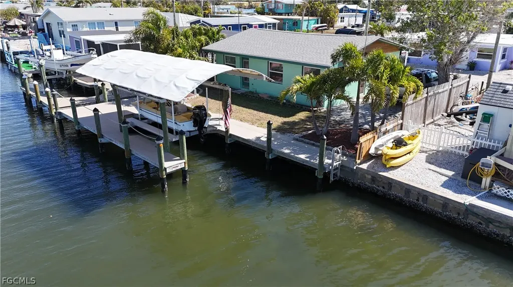 2650 Coco Plum Drive Matlacha FL 33993