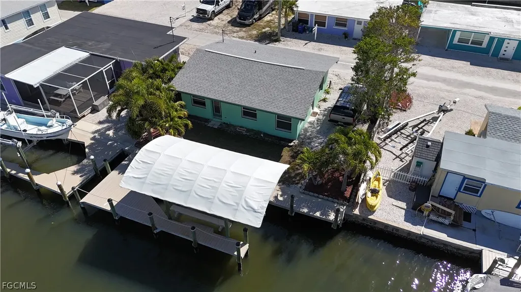 2650 Coco Plum Drive Matlacha FL 33993