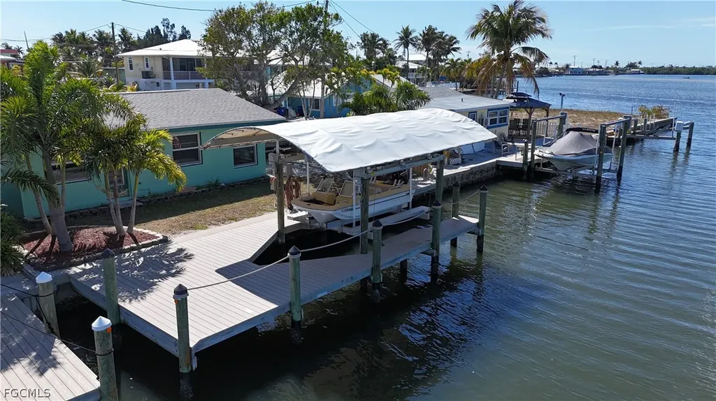 2650 Coco Plum Drive Matlacha FL 33993